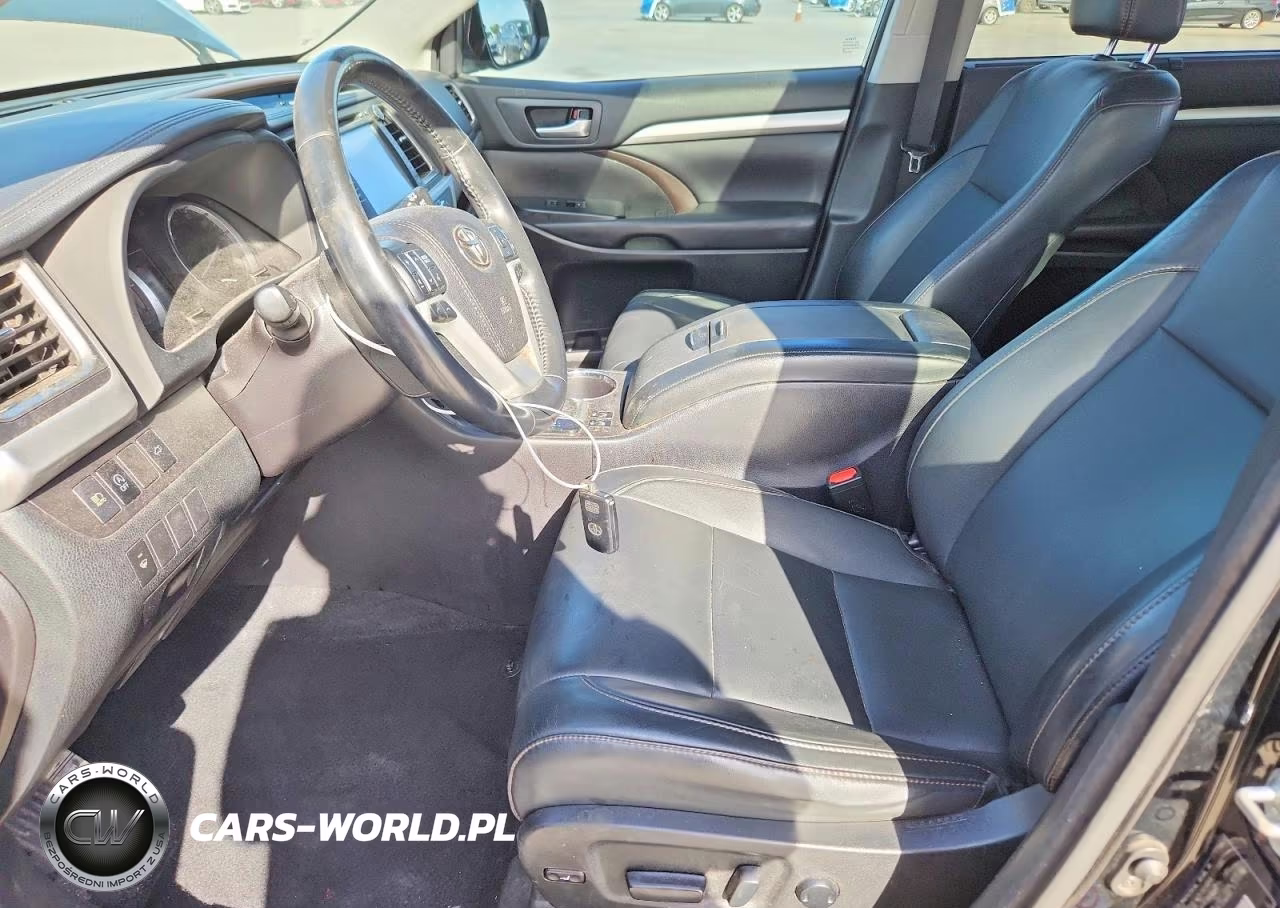 2018 Toyota Highlander Xle VIN:5TDKZRFHXJS534766 - 7