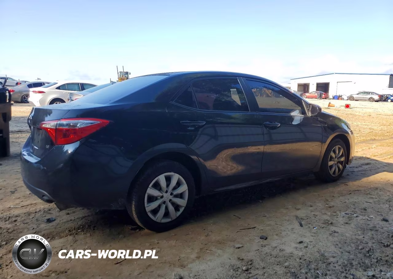 2015 Toyota Corolla Le VIN:2T1BURHE4FC474856 - 3