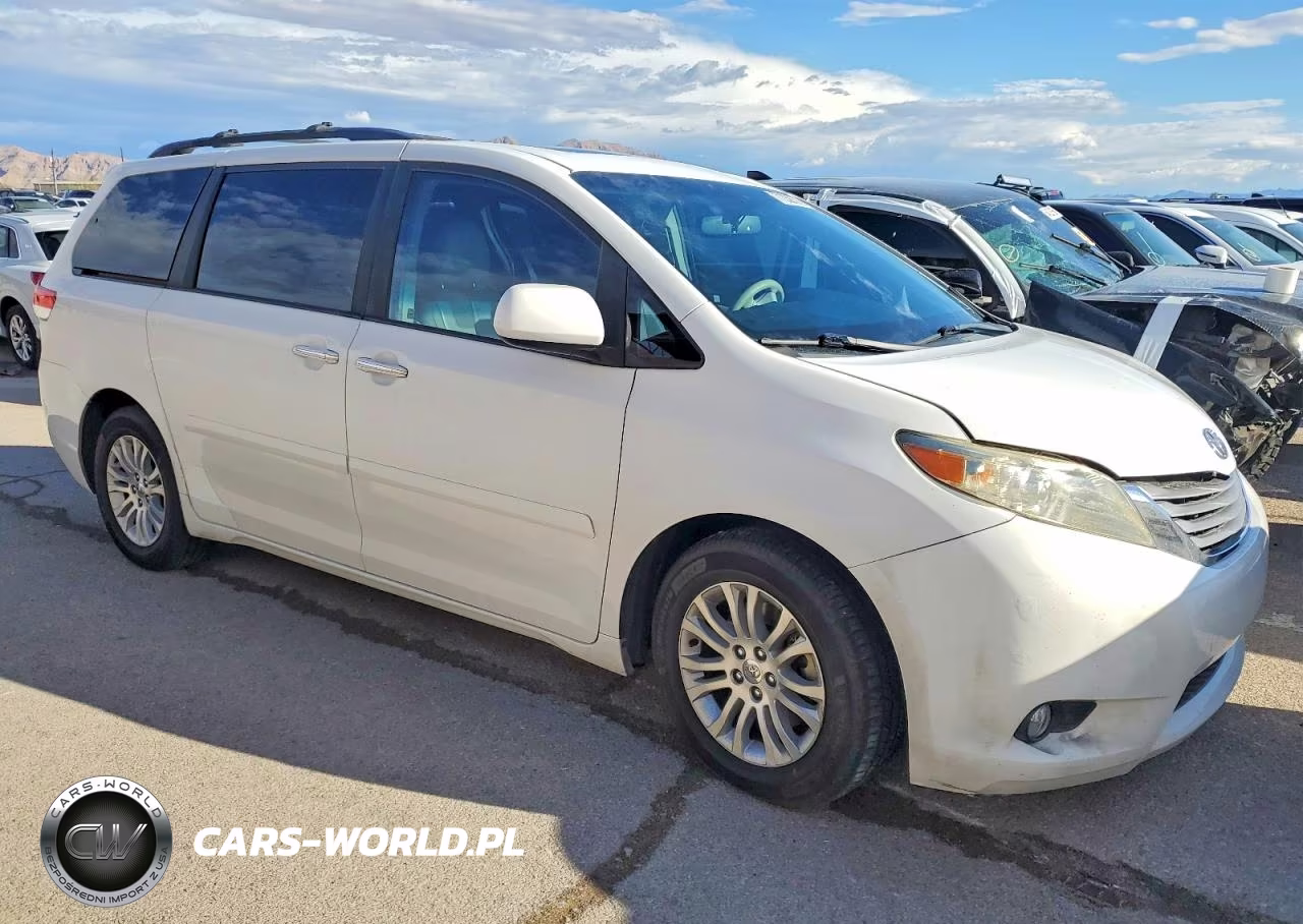 2011 Toyota Sienna Xle 8-Passenger