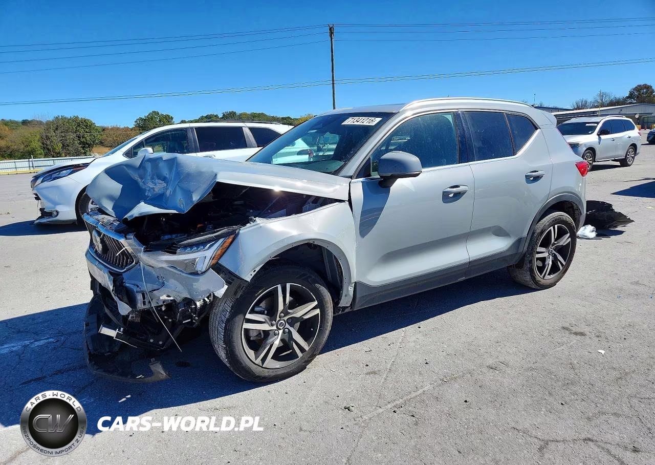 2024 Volvo Xc40 Core