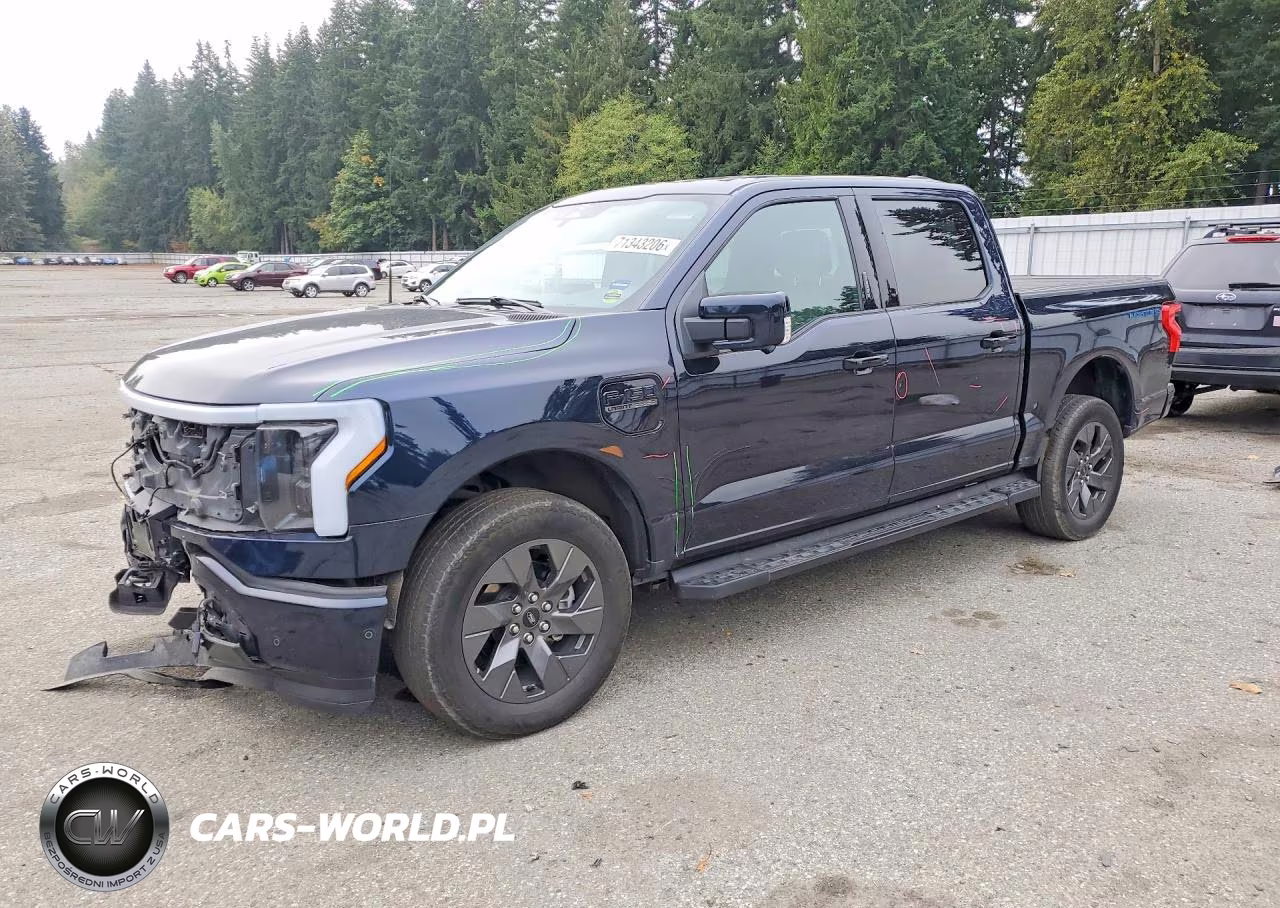 2023 Ford F150 Lightning Pro