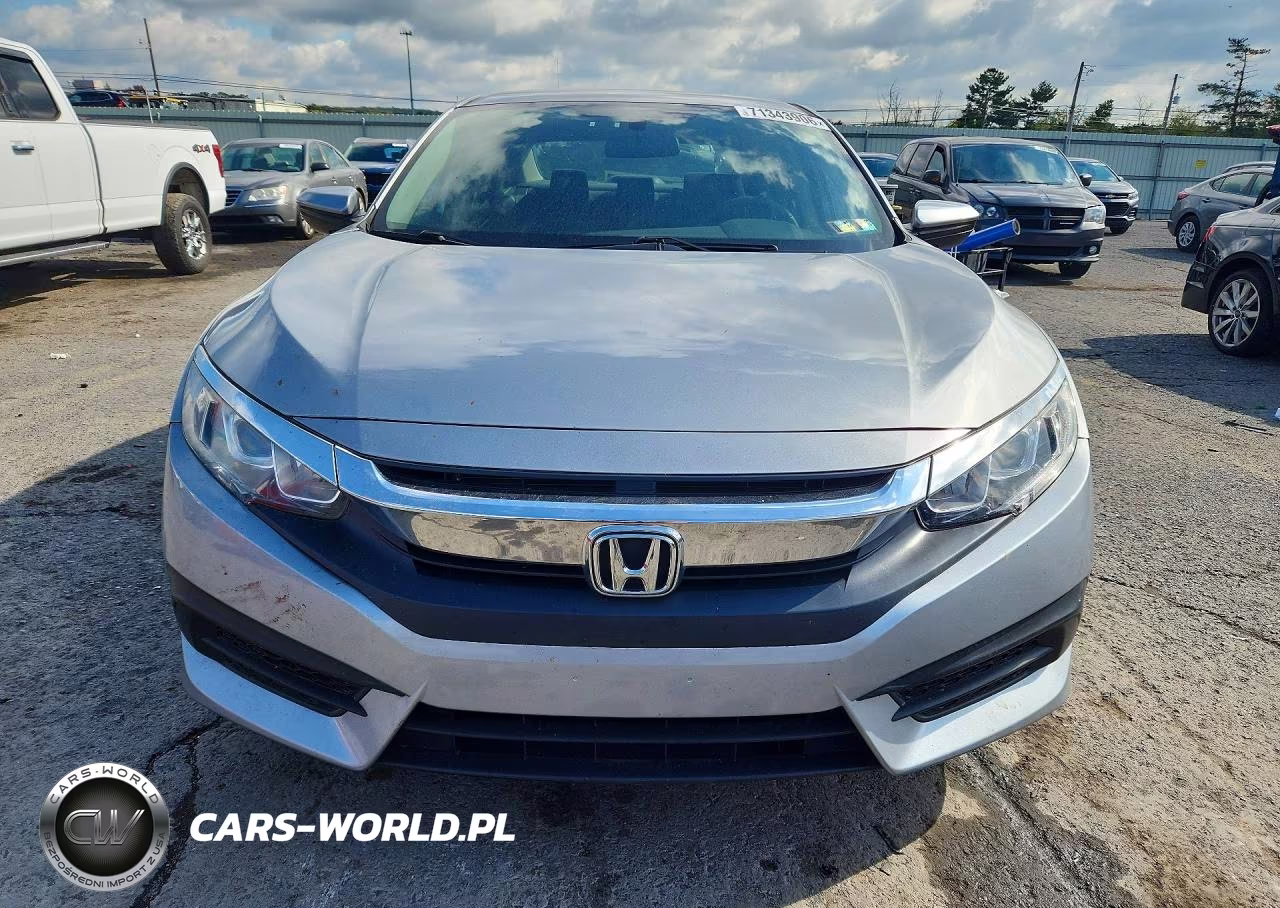 2018 Honda Civic Lx VIN:2HGFC2F58JH527766 - 5