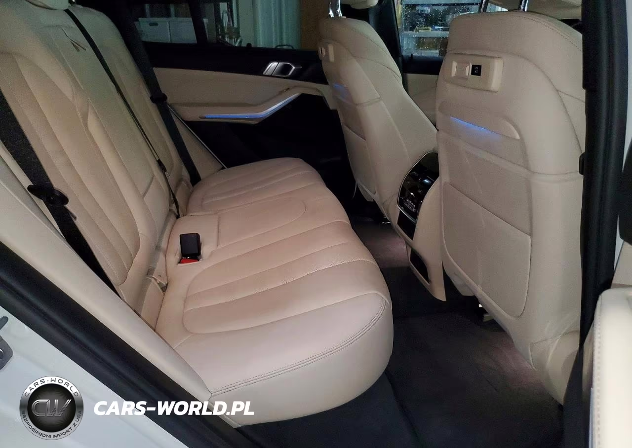 2021 BMW X5 xDrive45E VIN:5UXTA6C09M9H81497 - 11
