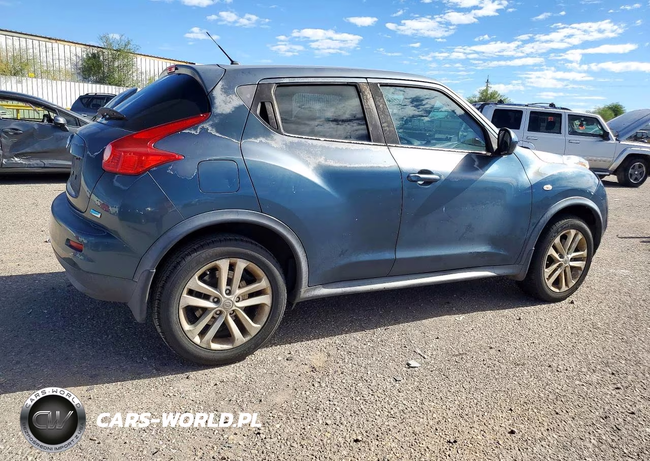 2014 Nissan Juke S VIN:JN8AF5MR6ET361624 - 3