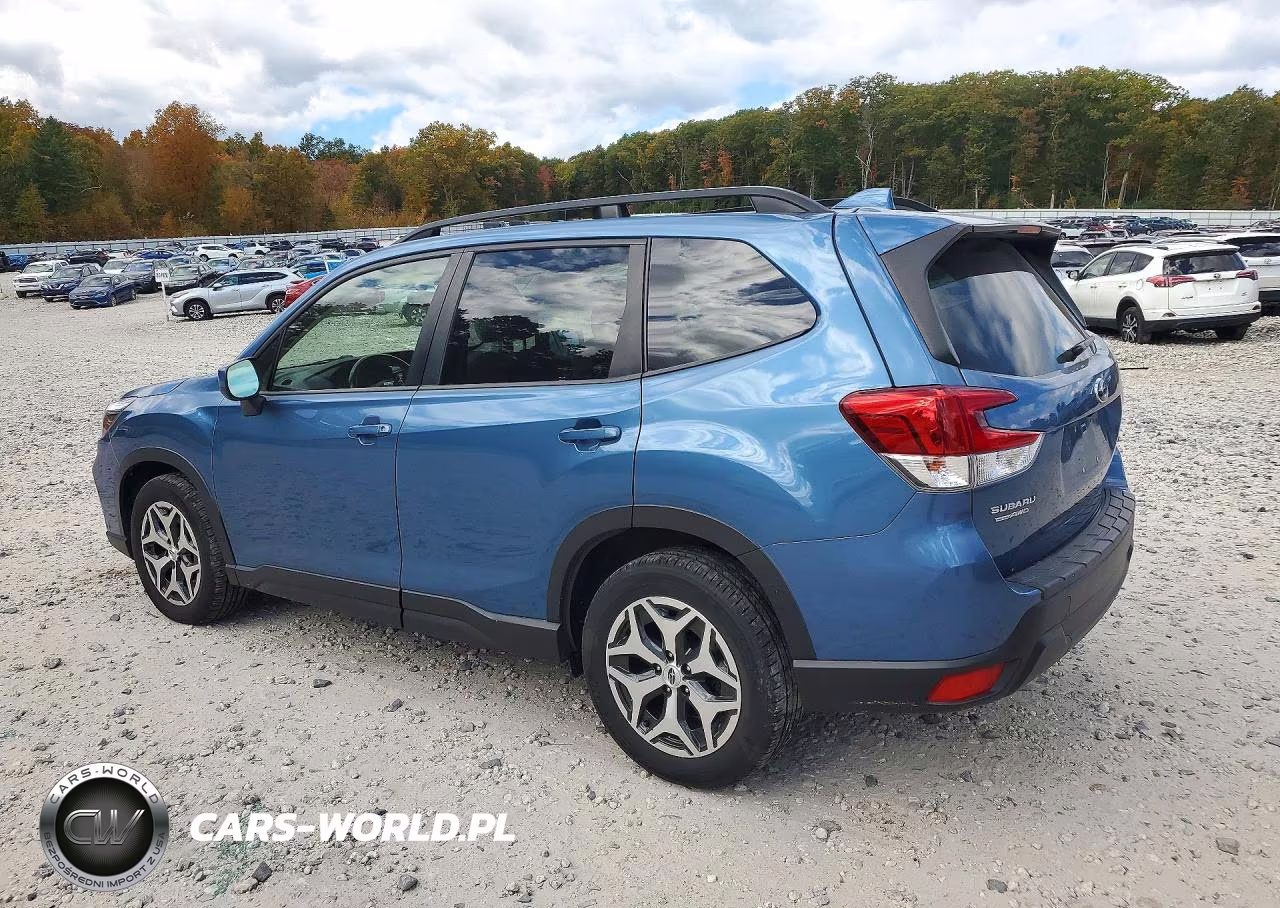 2021 Subaru Forester Premium VIN:JF2SKAFC1MH547698 - 2