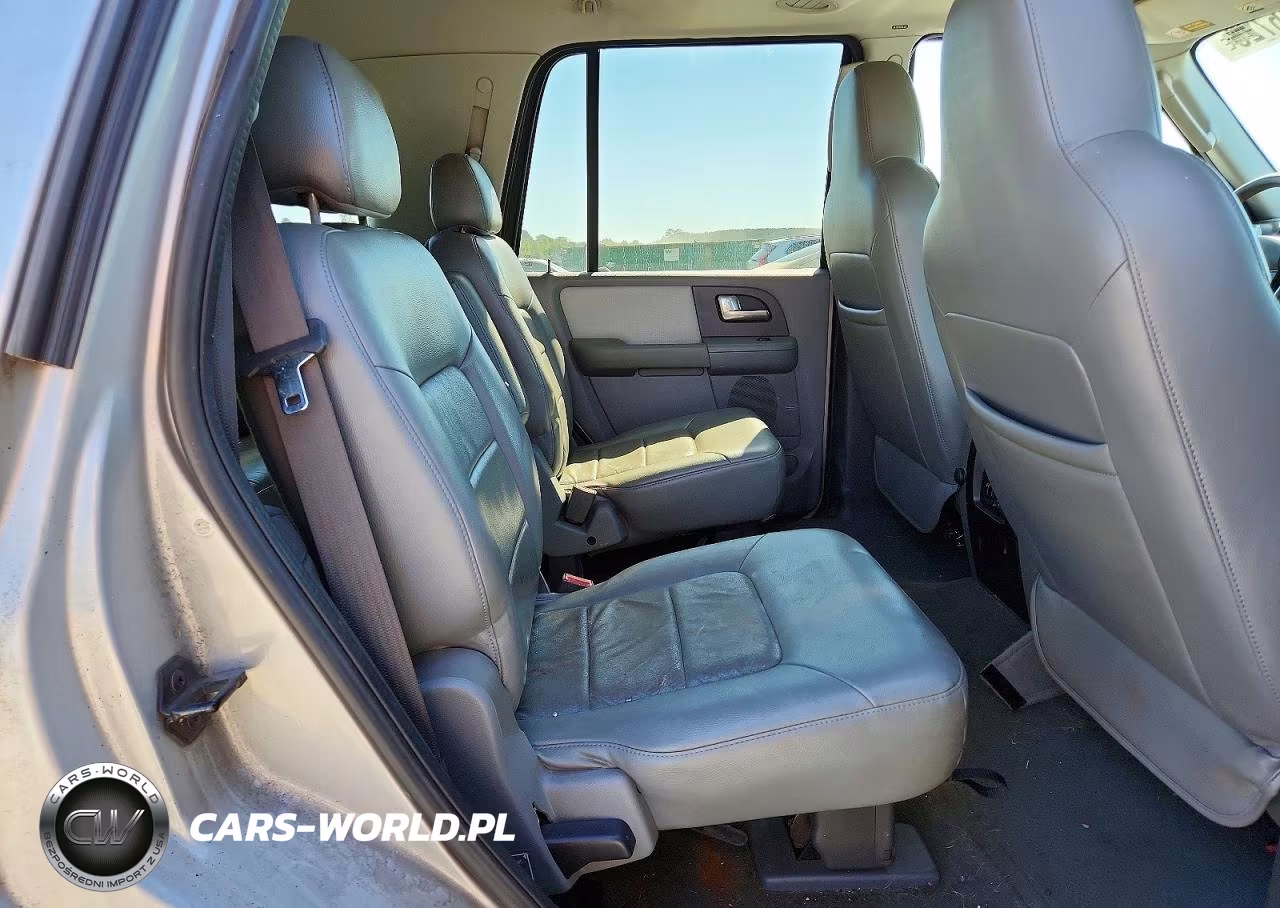 2004 Ford Expedition Xlt VIN:1FMEU15W24LB14417 - 11