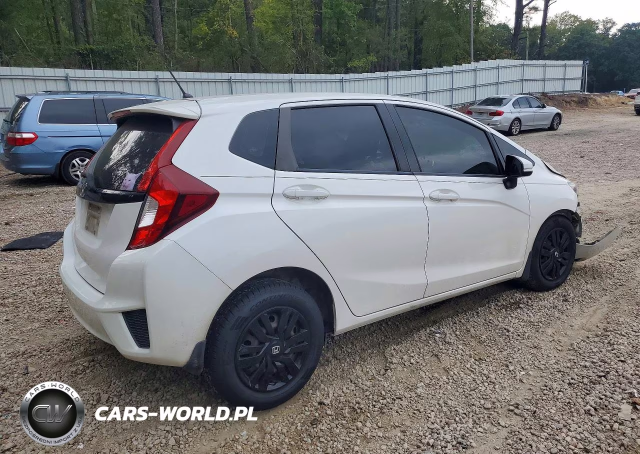 2015 Honda Fit Lx VIN:3HGGK5H57FM775988 - 3
