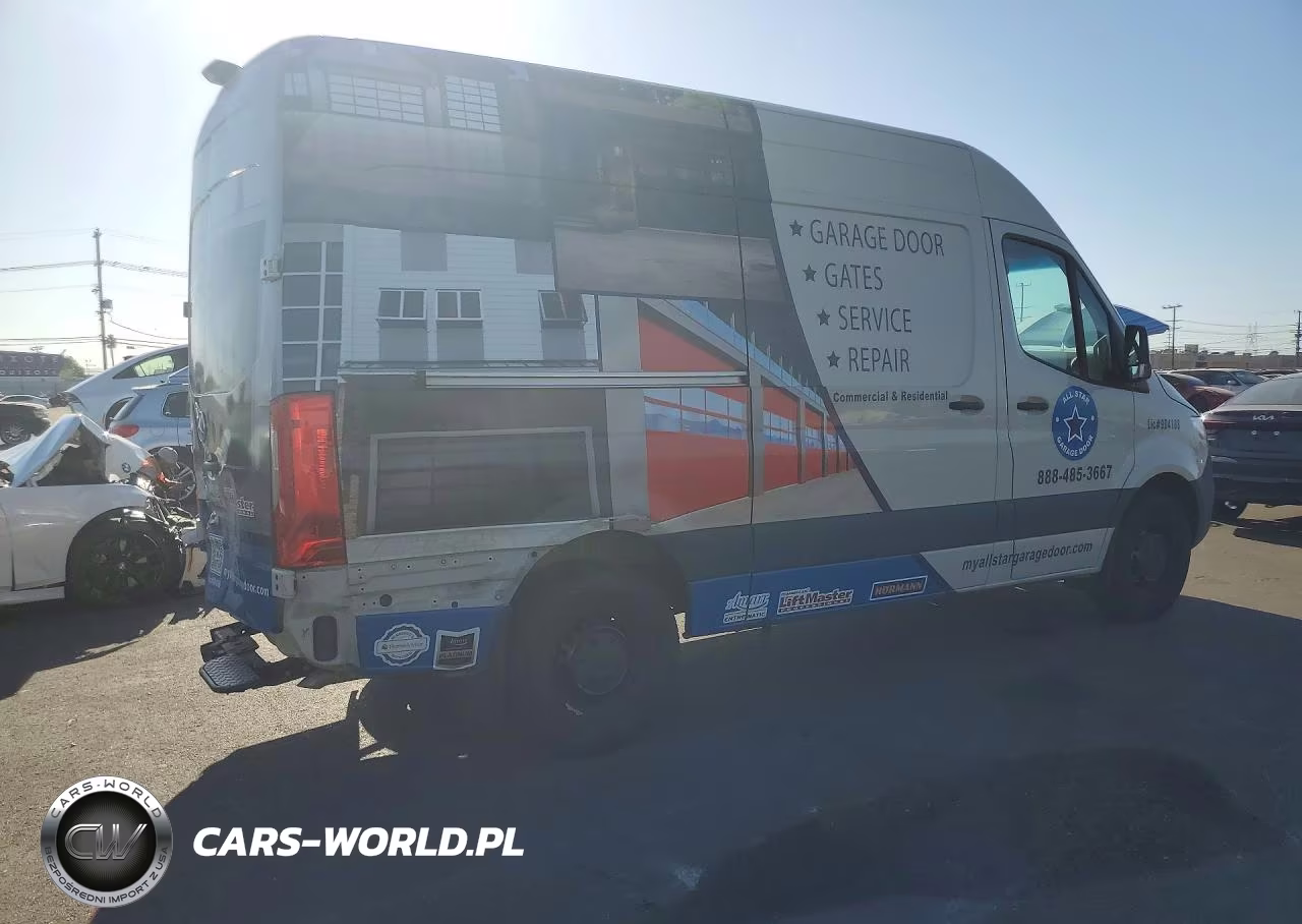 2024 Mercedes-Benz Sprinter 2500 VIN:W1Y4NBHY4RT170782 - 3
