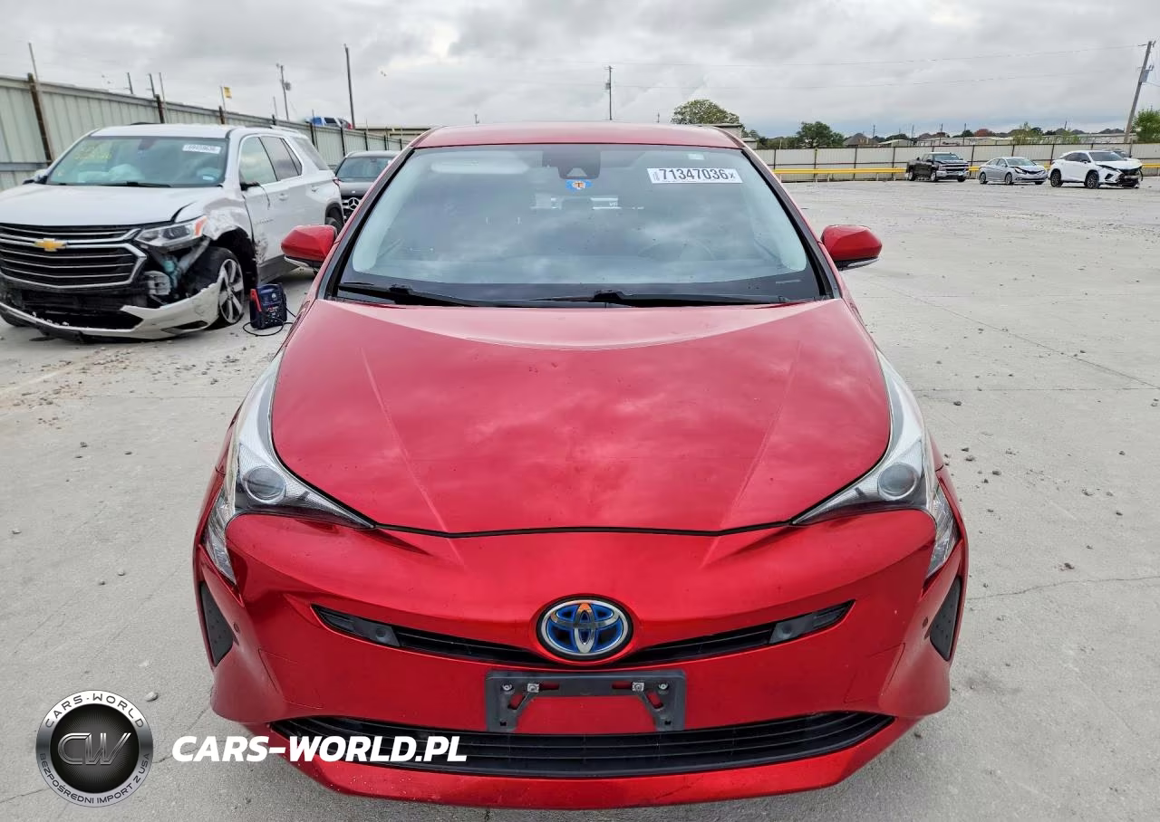 2017 Toyota Prius Four VIN:JTDKARFU9H3539716 - 5