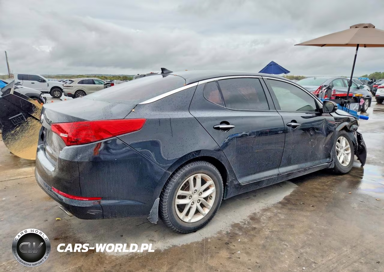 2013 Kia Optima Lx VIN:5XXGM4A73DG236118 - 3