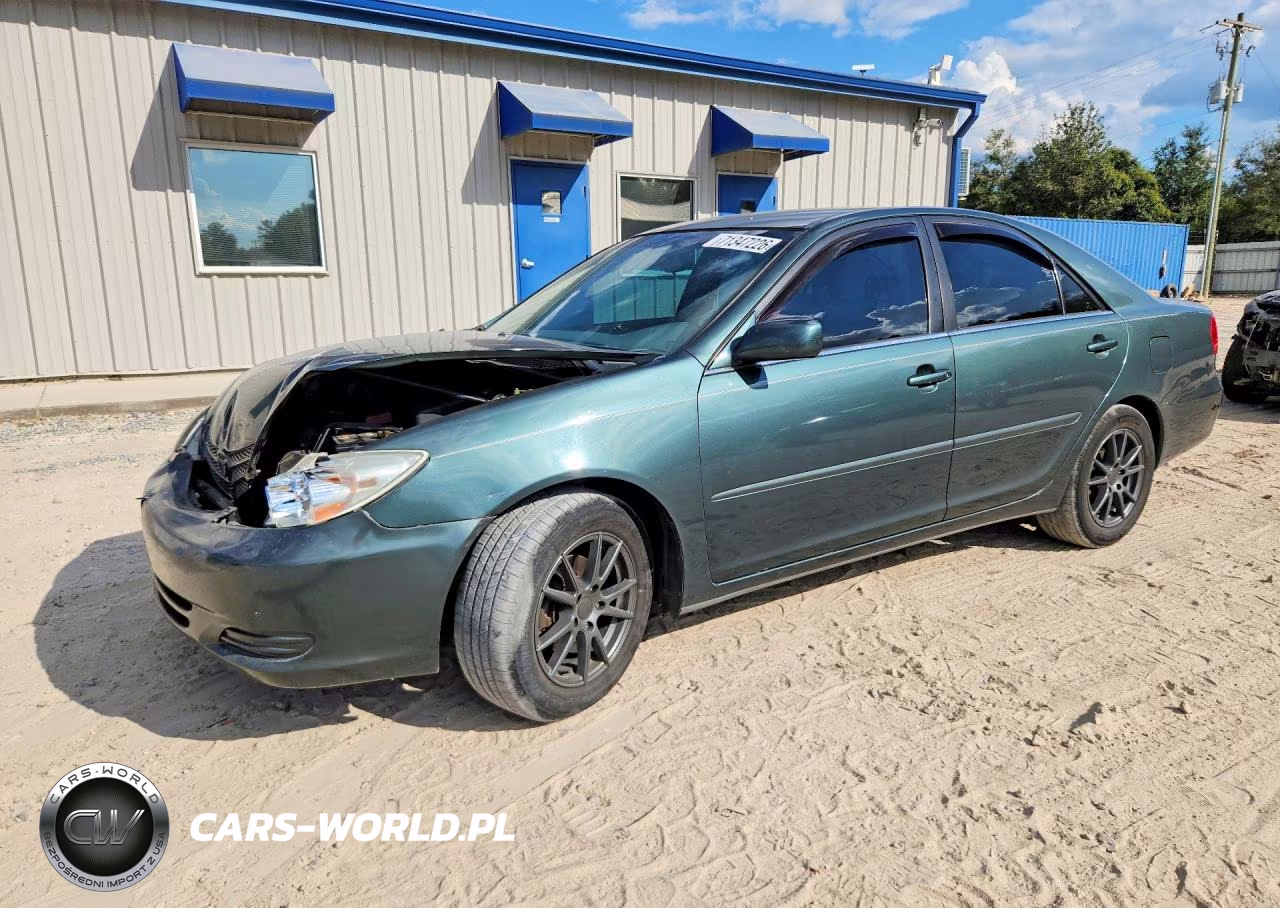 2004 Toyota Camry Le – zdjęcie 1 z 12