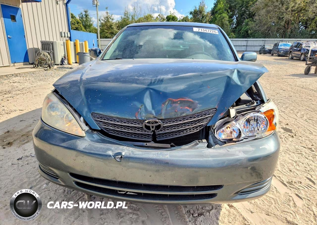 2004 Toyota Camry Le VIN:4T1BE32KX4U341281 - 5
