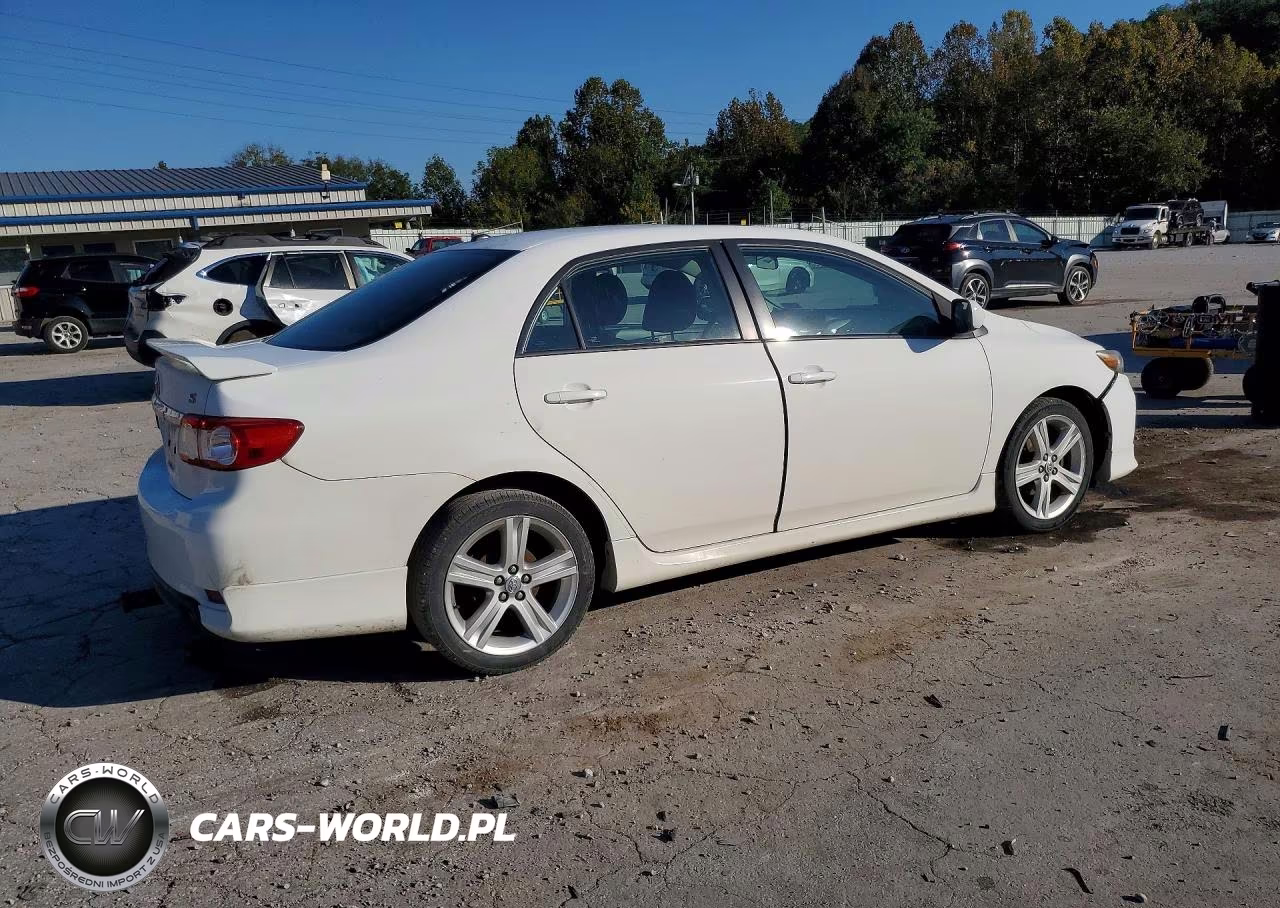 2013 Toyota Corolla S VIN:2T1BU4EEXDC986075 - 3