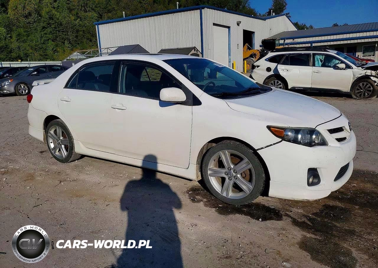 2013 Toyota Corolla S VIN:2T1BU4EEXDC986075 - 4