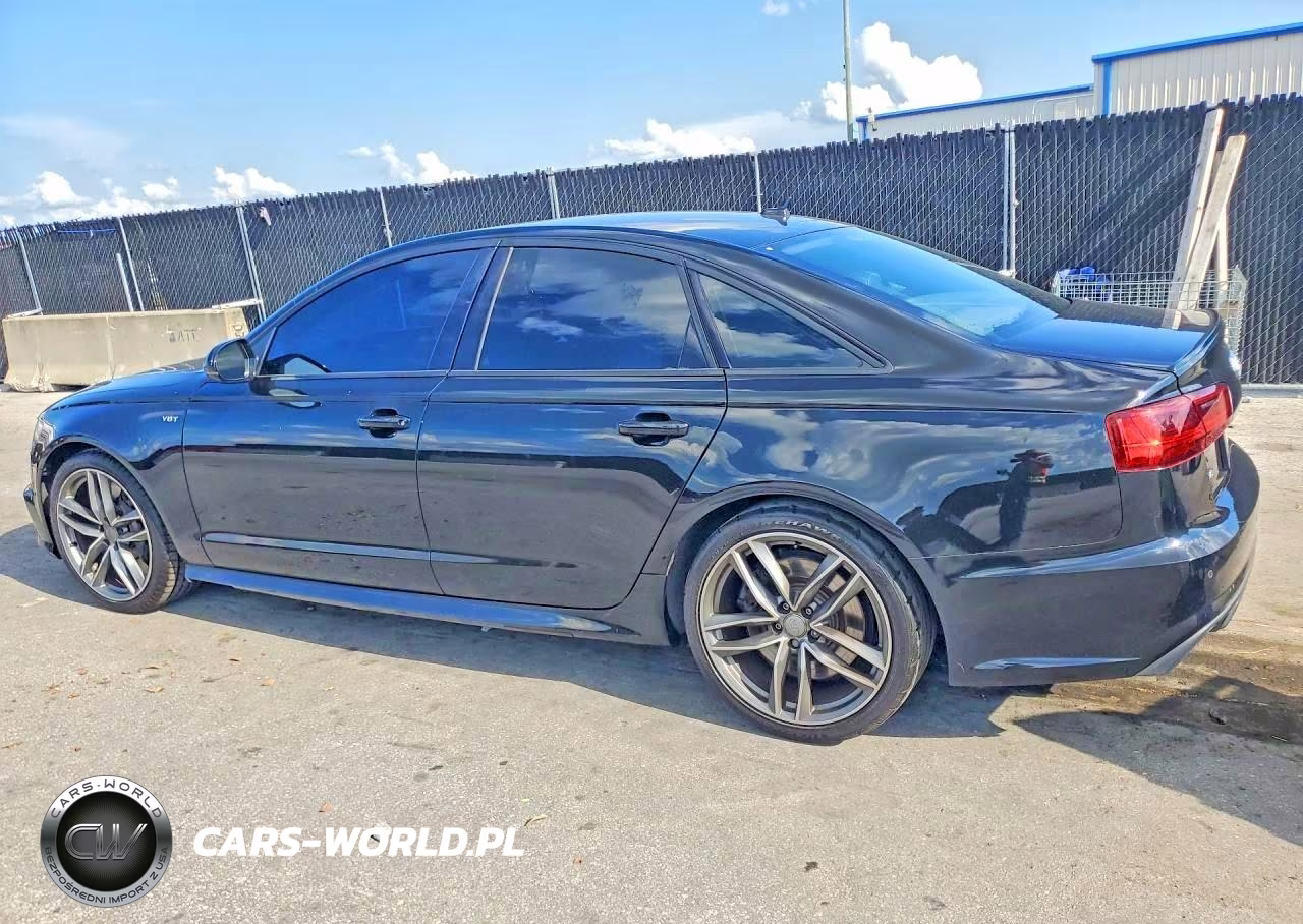2017 Audi S6 Premium Plus VIN:WAUFFAFC7HN008589 - 2