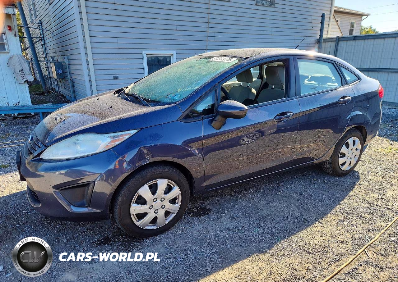 2013 Ford Fiesta S