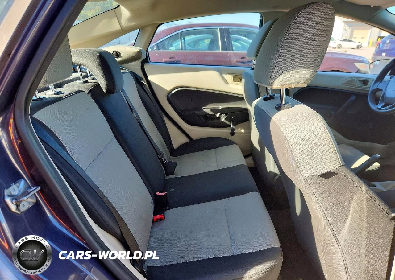 2013 Ford Fiesta S VIN:3FADP4AJXDM214465 - 10