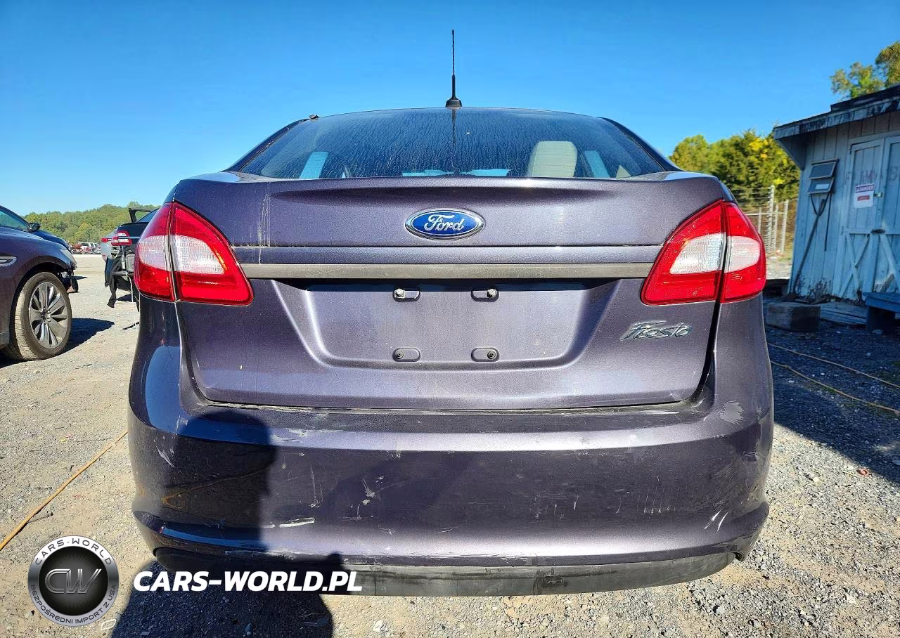 2013 Ford Fiesta S VIN:3FADP4AJXDM214465 - 6