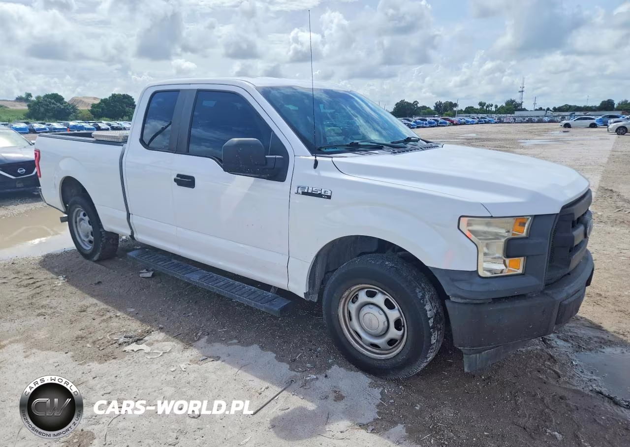 2017 Ford F150 Super Cab VIN:1FTEX1C8XHKE39389 - 4