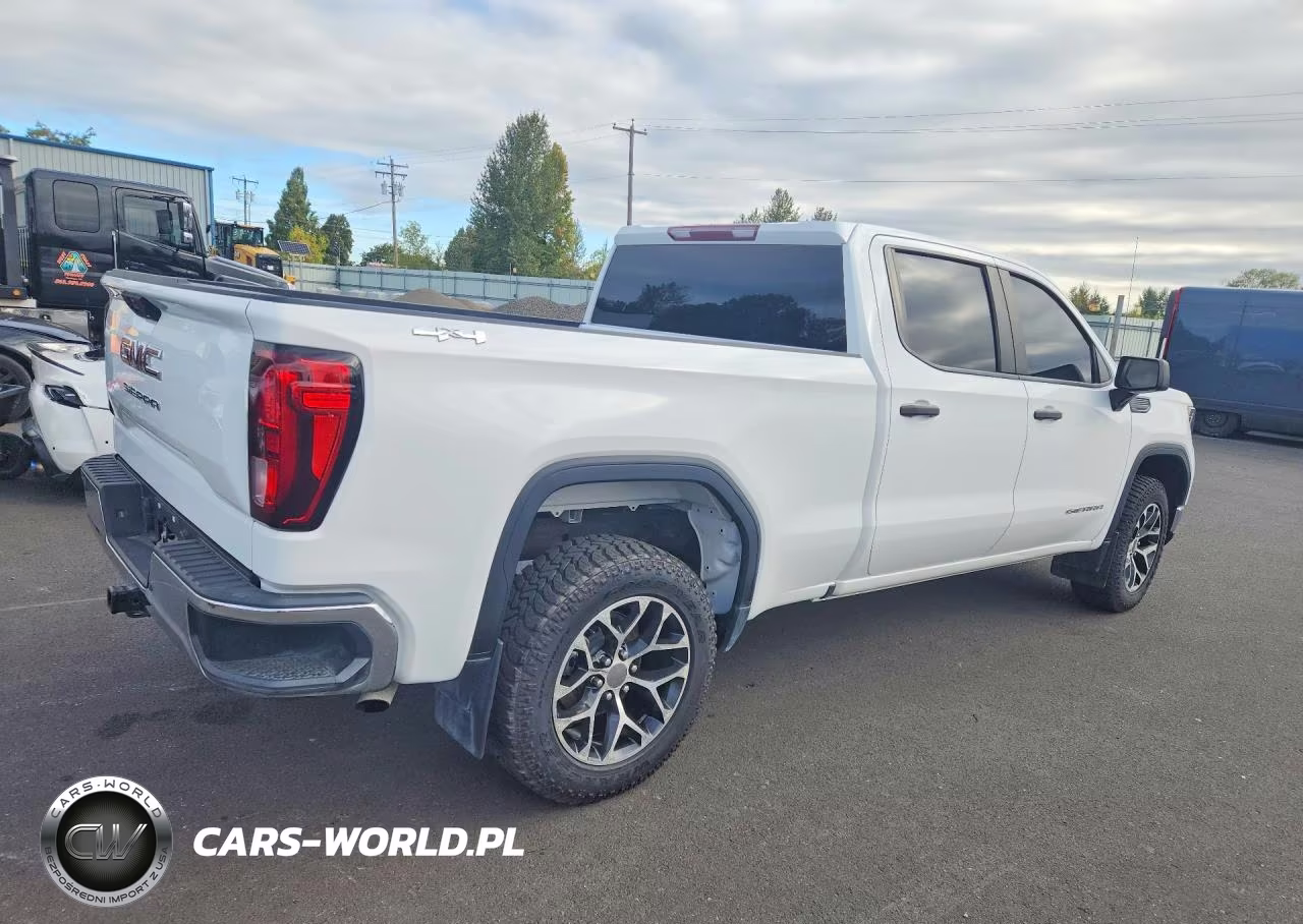 2023 GMC Sierra K1500 VIN:3GTPUAEK0PG102777 - 3