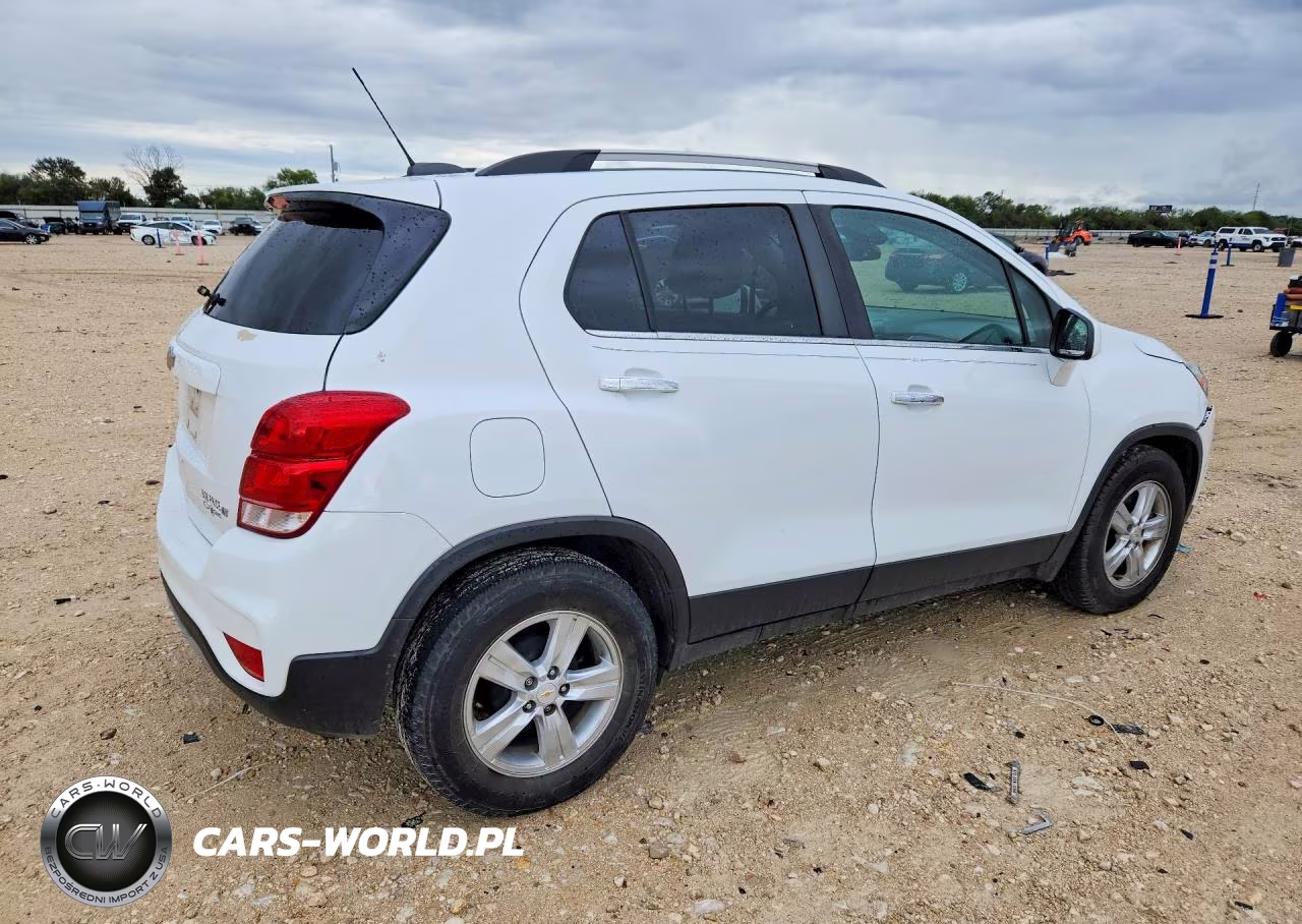 2019 Chevrolet Trax 1Lt VIN:KL7CJLSBXKB936724 - 3