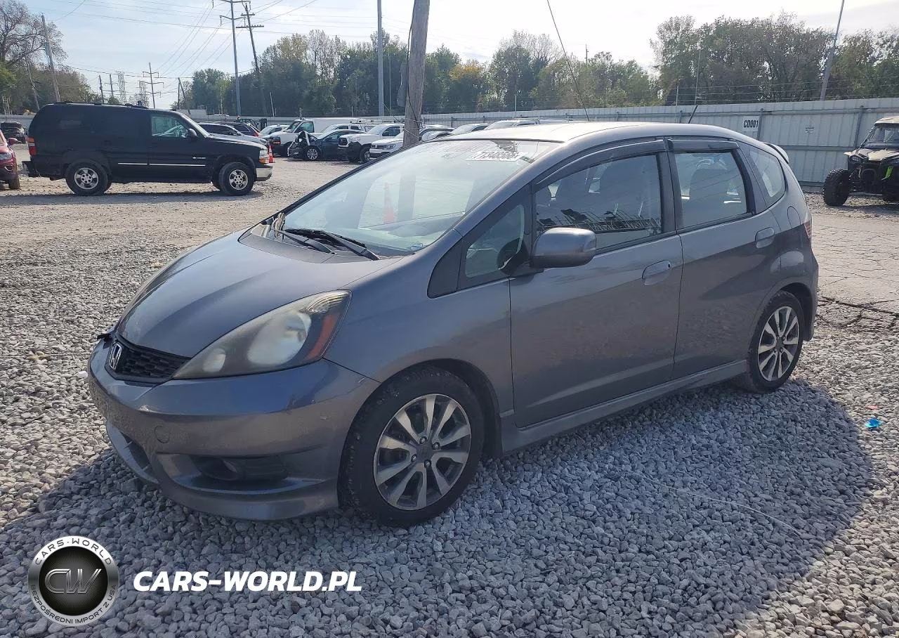 2013 Honda Fit Sport VIN:JHMGE8H55DC051012 - 1