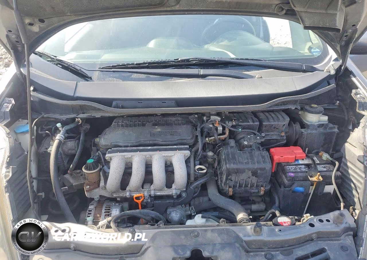 2013 Honda Fit Sport VIN:JHMGE8H55DC051012 - 11