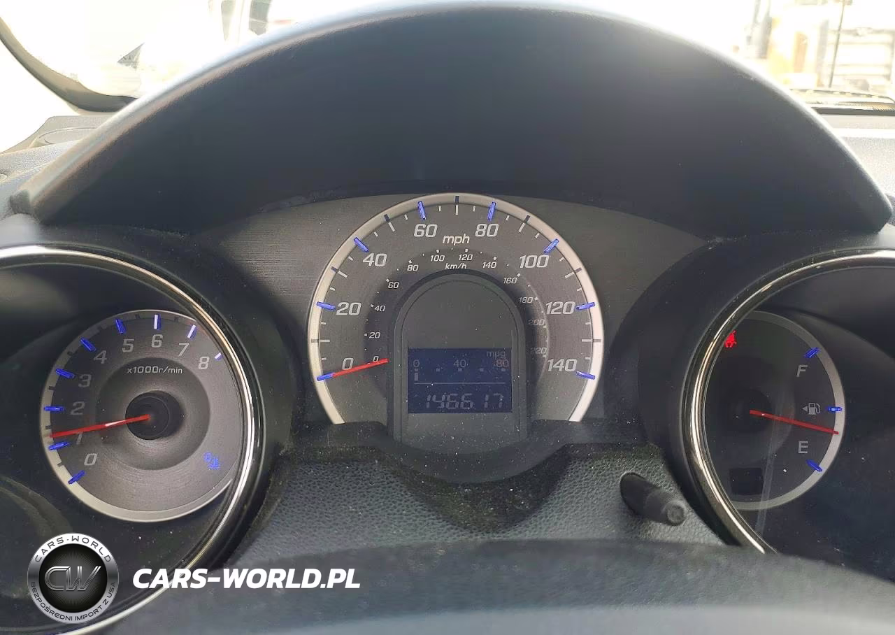 2013 Honda Fit Sport VIN:JHMGE8H55DC051012 - 9