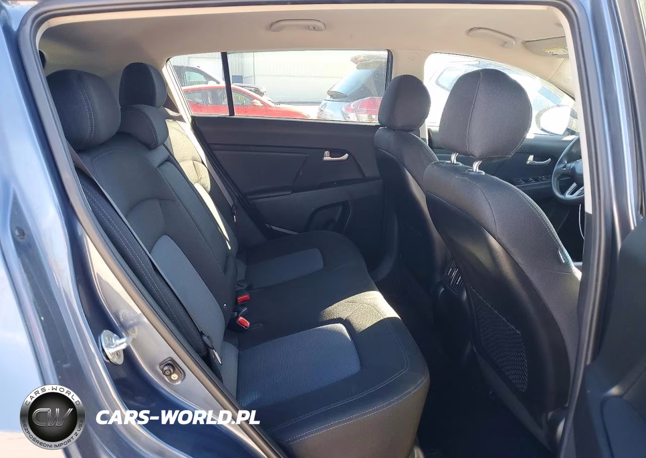2015 Kia Sportage Lx VIN:KNDPBCAC8F7769686 - 11