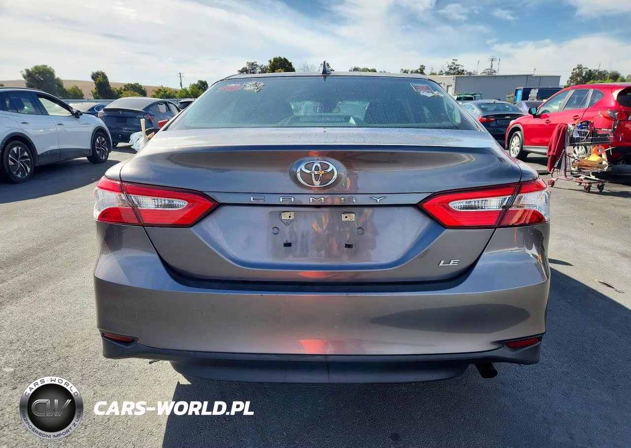 2019 Toyota Camry Le VIN:4T1B11HK1KU779191 - 6