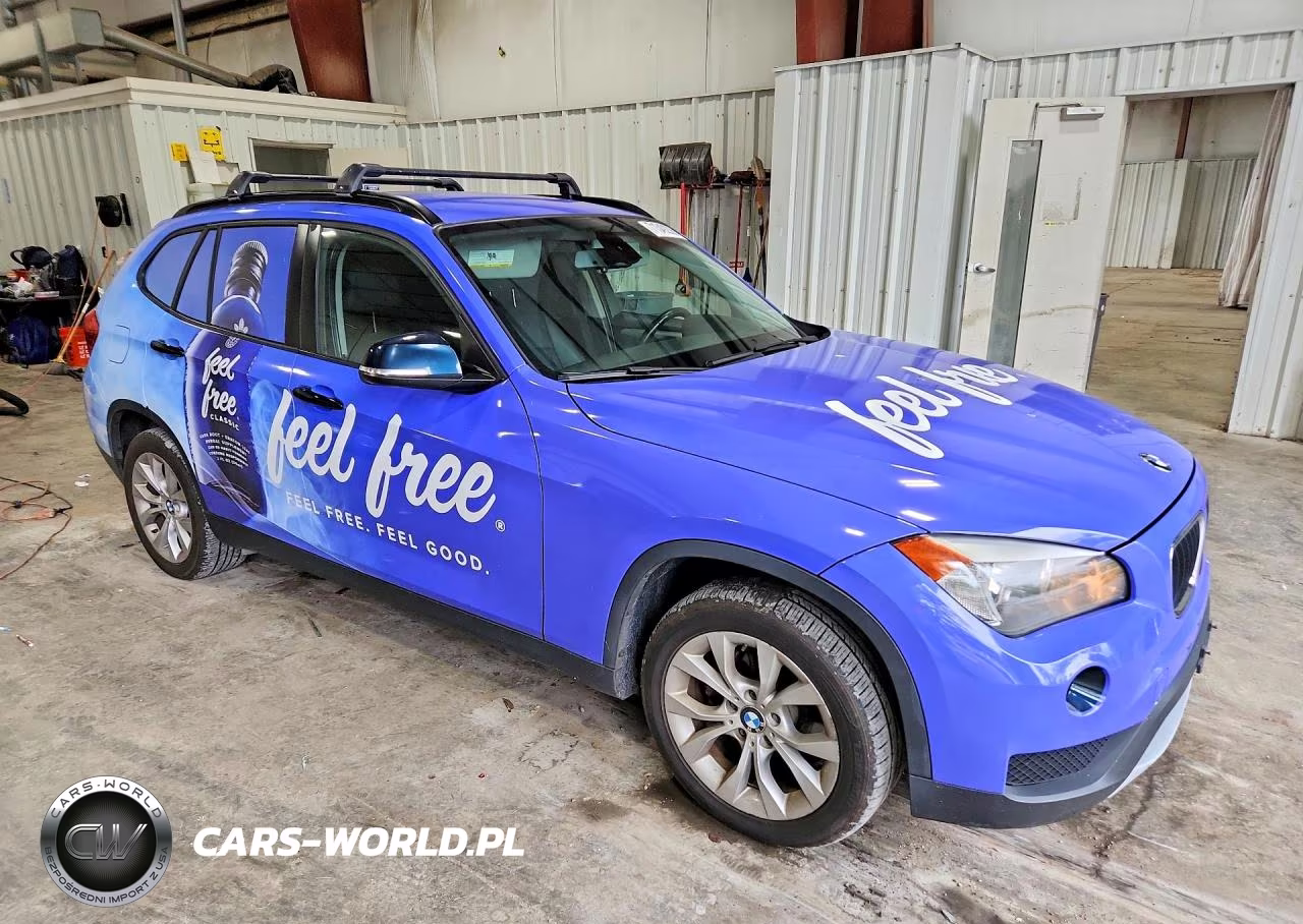 2014 BMW X1 xDrive28I VIN:WBAVL1C58EVY11174 - 4