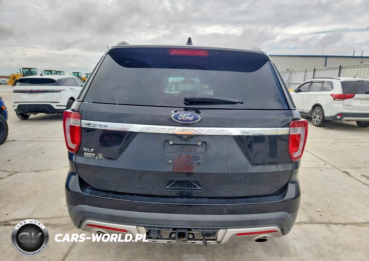 2017 Ford Explorer Xlt VIN:1FM5K7D83HGA31413 - 6