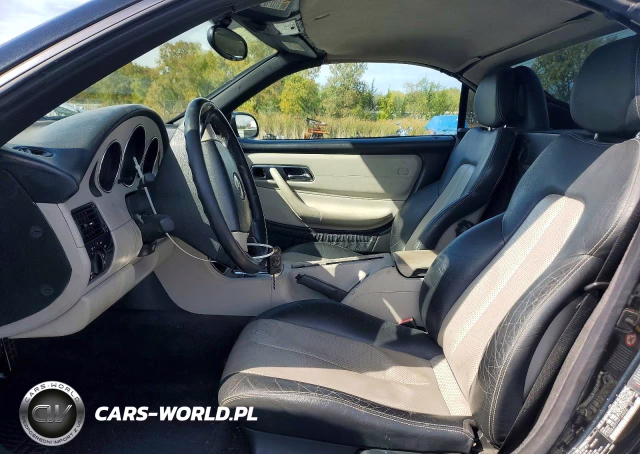 2000 Mercedes-Benz Slk 230 Kompressor VIN:WDBKK47F7YF164003 - 7