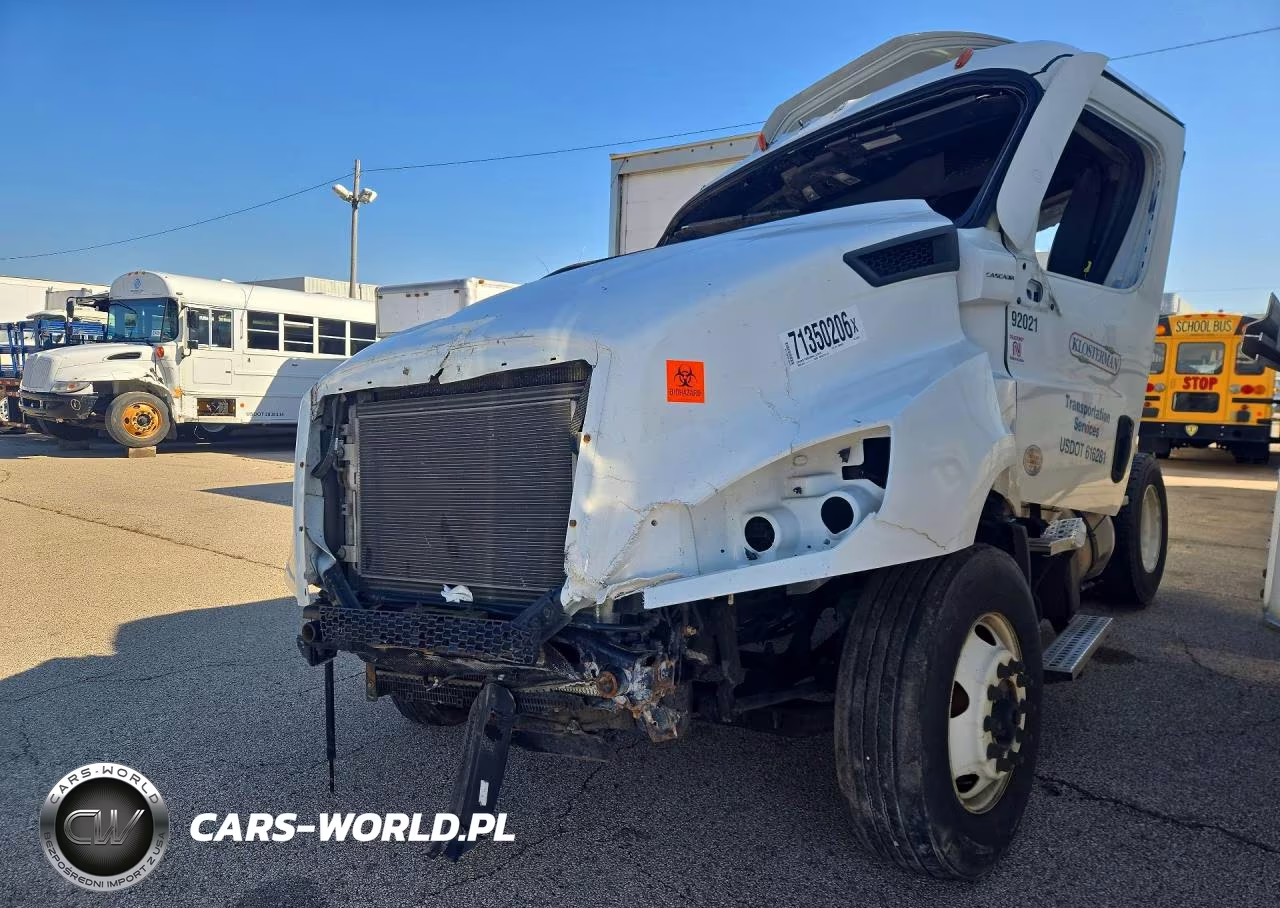 2022 Freightliner Cascadia 116 Truck Cab And Chassis VIN:3AKBHSFM2NDNL6205 - 1