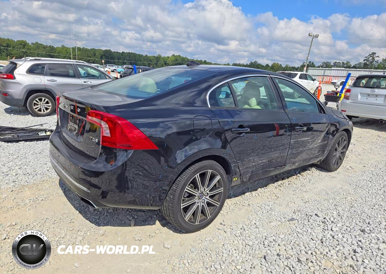 2017 Volvo S60 Premier VIN:LYV402HK9HB152795 - 3
