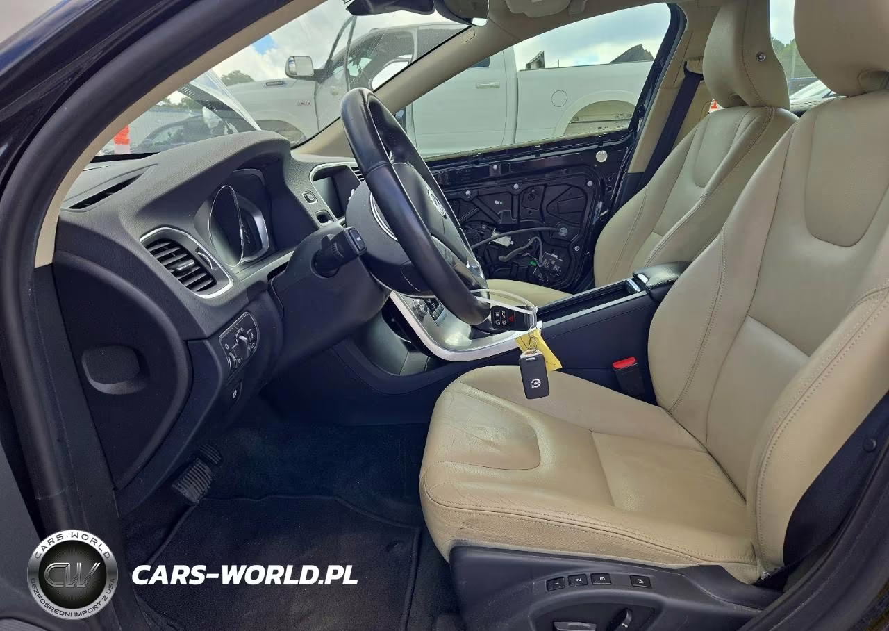 2017 Volvo S60 Premier VIN:LYV402HK9HB152795 - 7