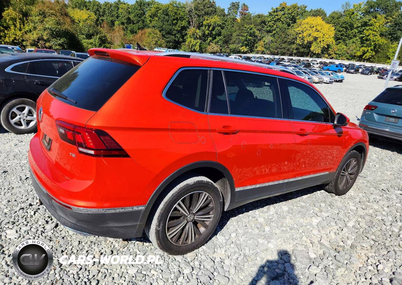 2018 Volkswagen Tiguan Se VIN:3VV3B7AX1JM166751 - 3