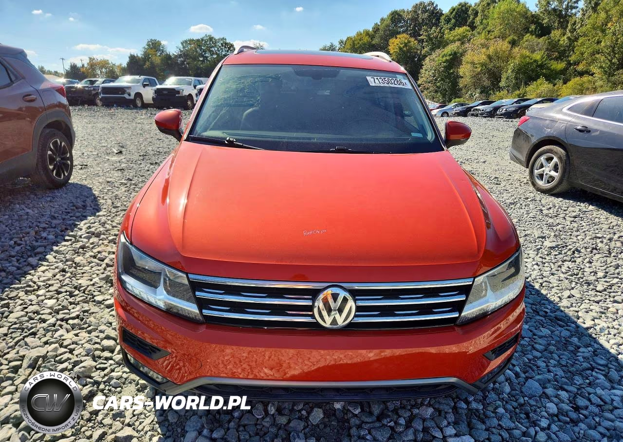 2018 Volkswagen Tiguan Se VIN:3VV3B7AX1JM166751 - 5