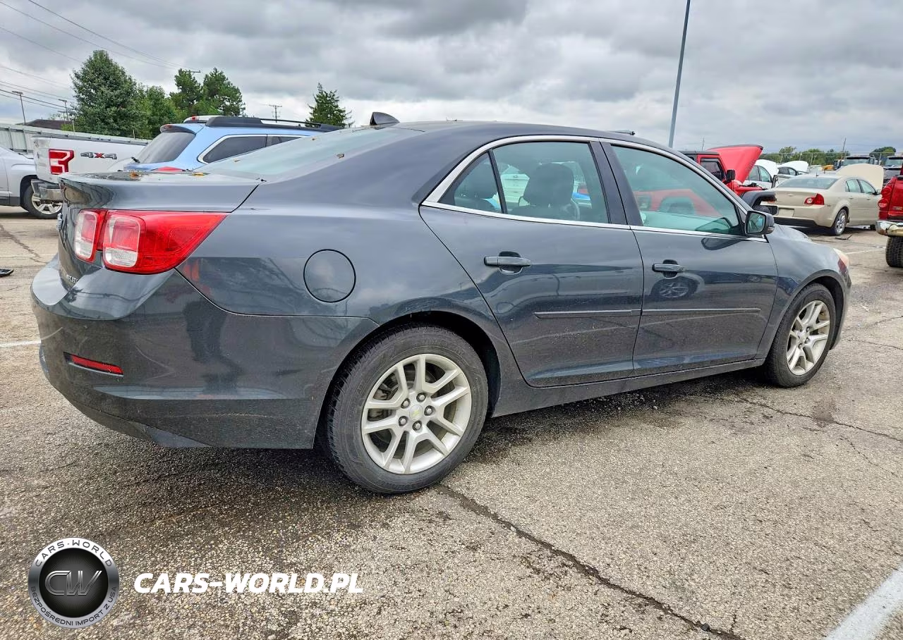2014 Chevrolet Malibu 1Lt VIN:1G11C5SL3EF169992 - 3