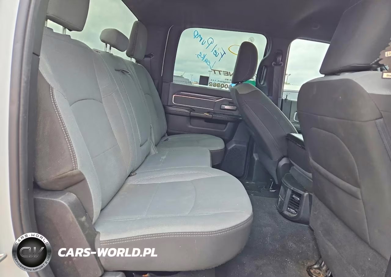 2023 Ram 3500 Big Horn VIN:3C63RRHLXPG659707 - 10