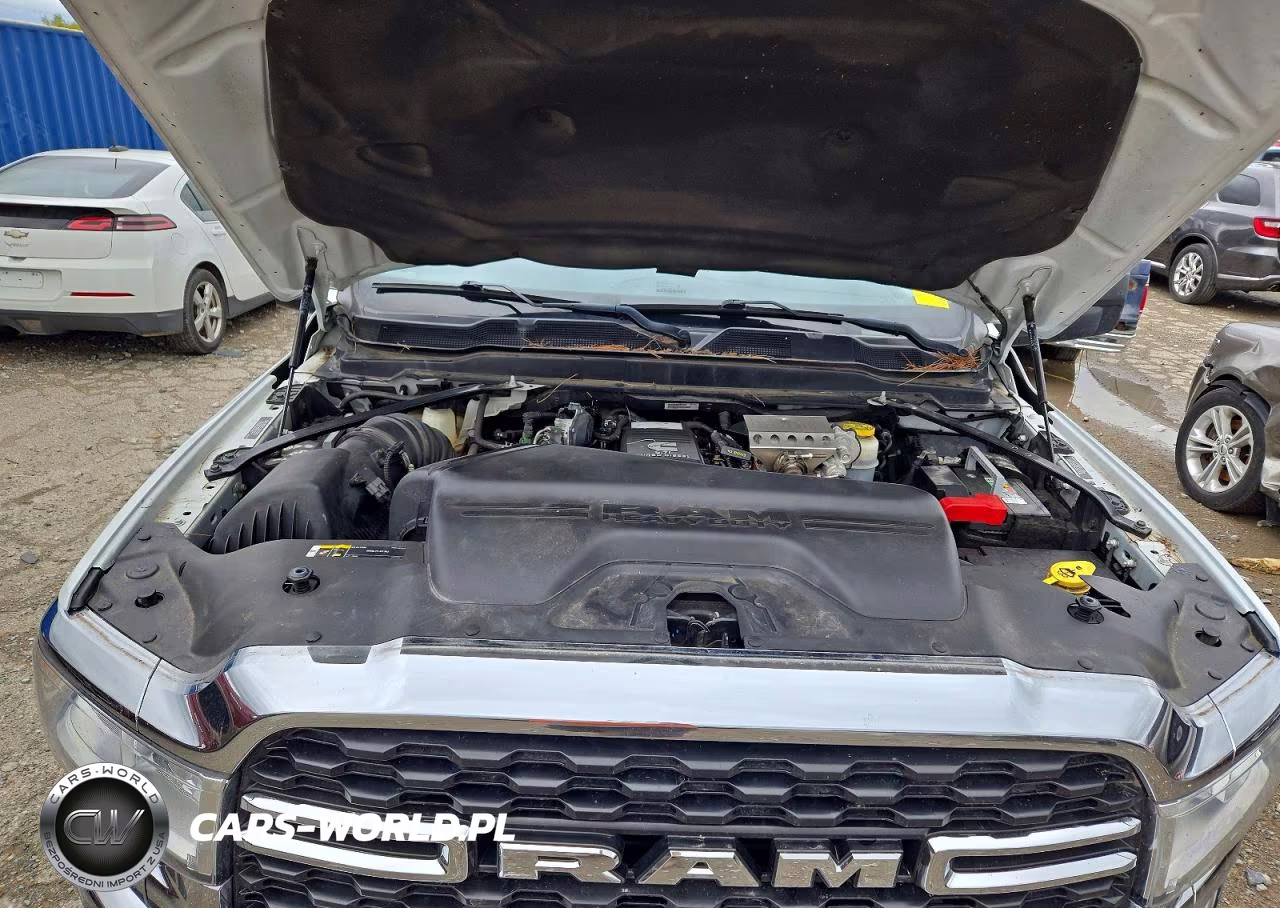 2023 Ram 3500 Big Horn VIN:3C63RRHLXPG659707 - 11