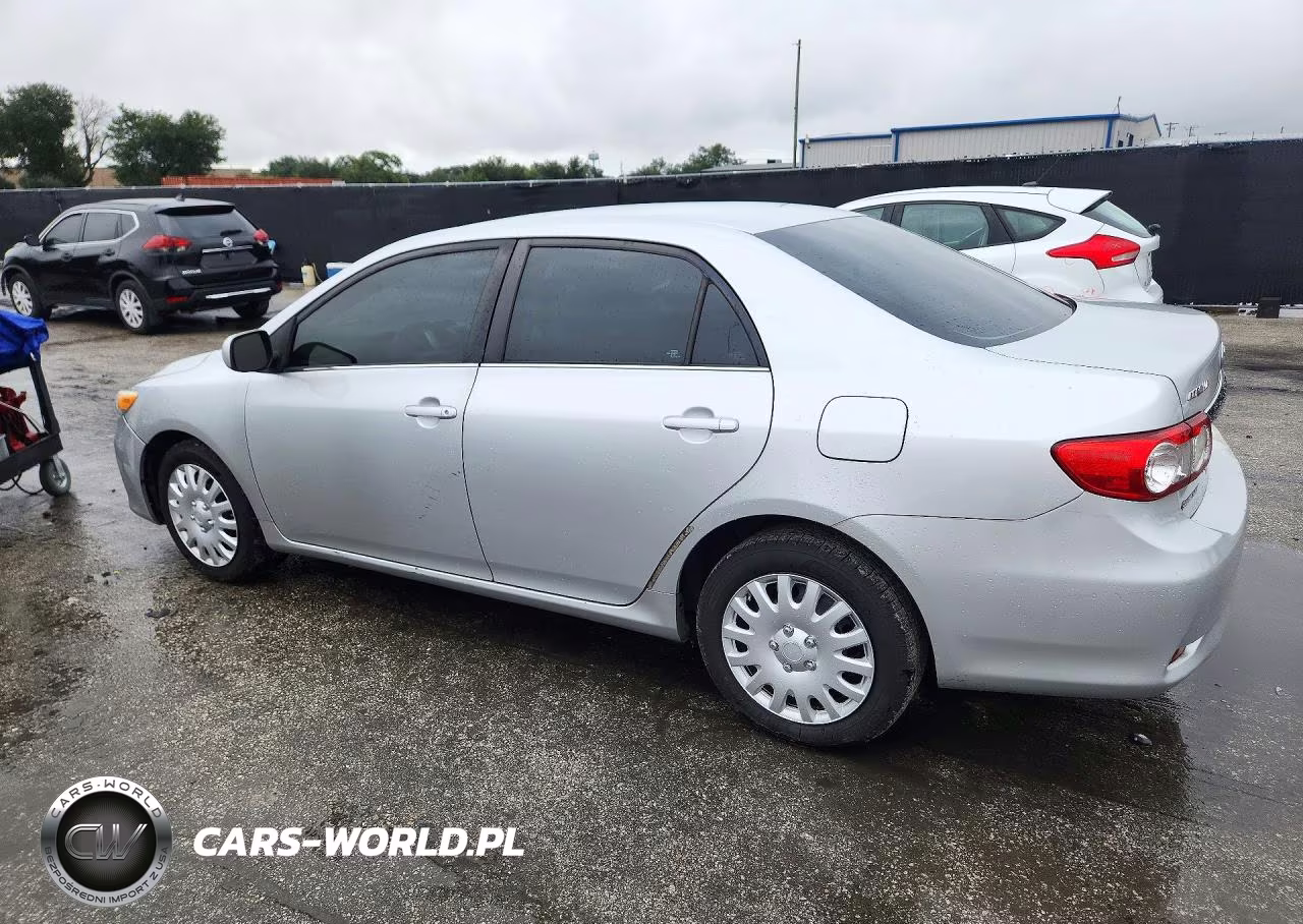 2013 Toyota Corolla Le VIN:5YFBU4EE0DP120546 - 2