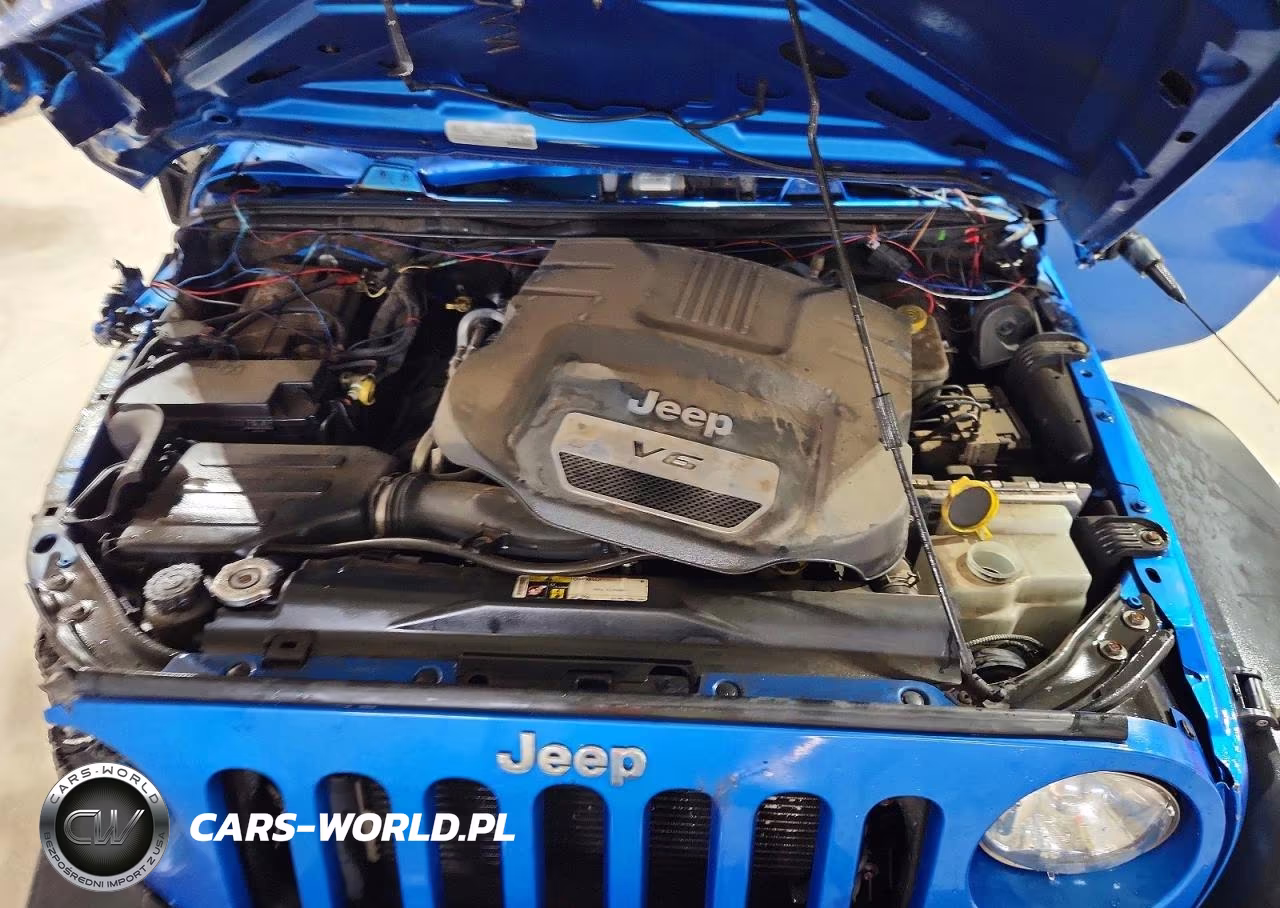 2015 Jeep Wrangler Unlimited Sport VIN:1C4HJWDG8FL707798 - 12