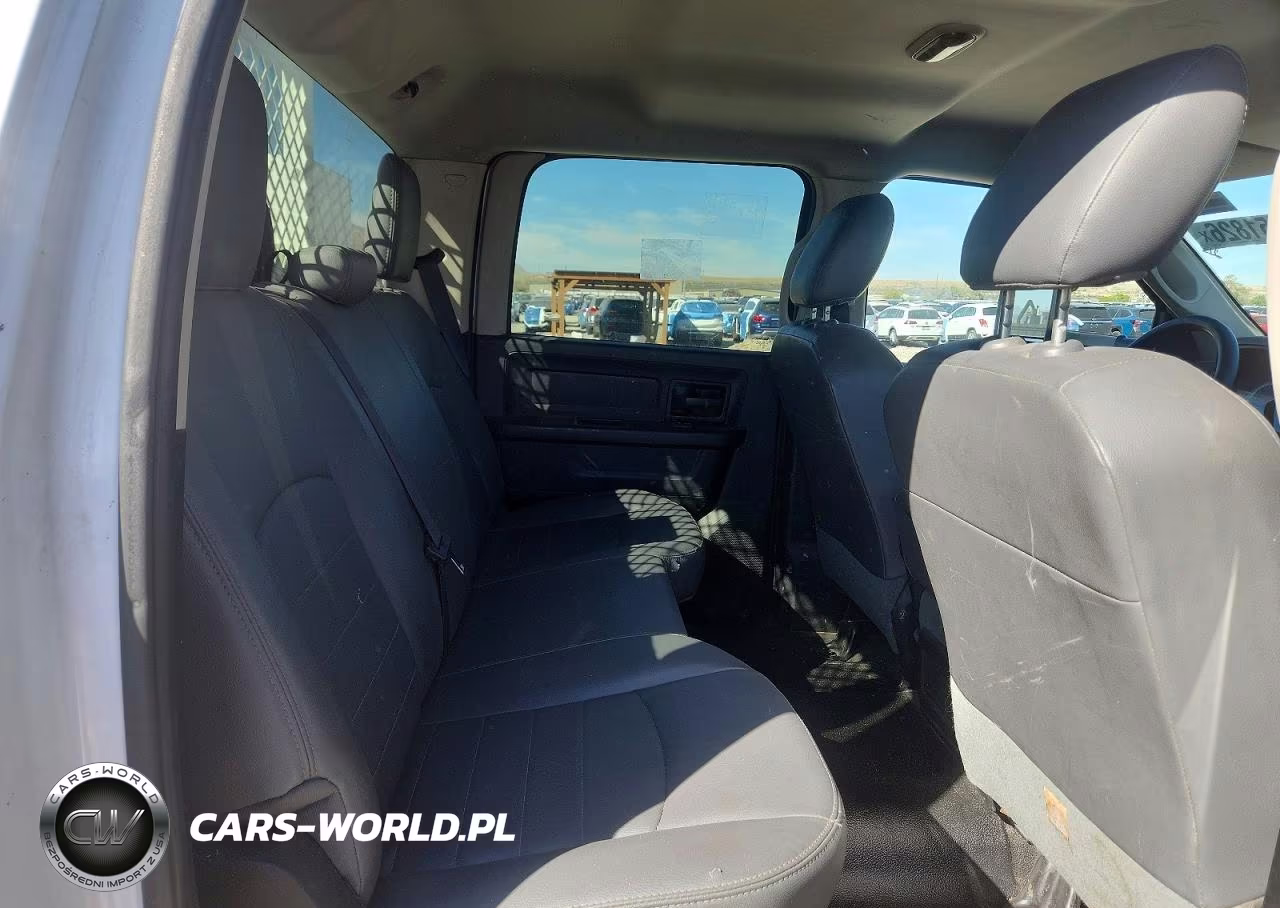 2015 Ram 3500 VIN:3C7WR9CJ6FG679272 - 10