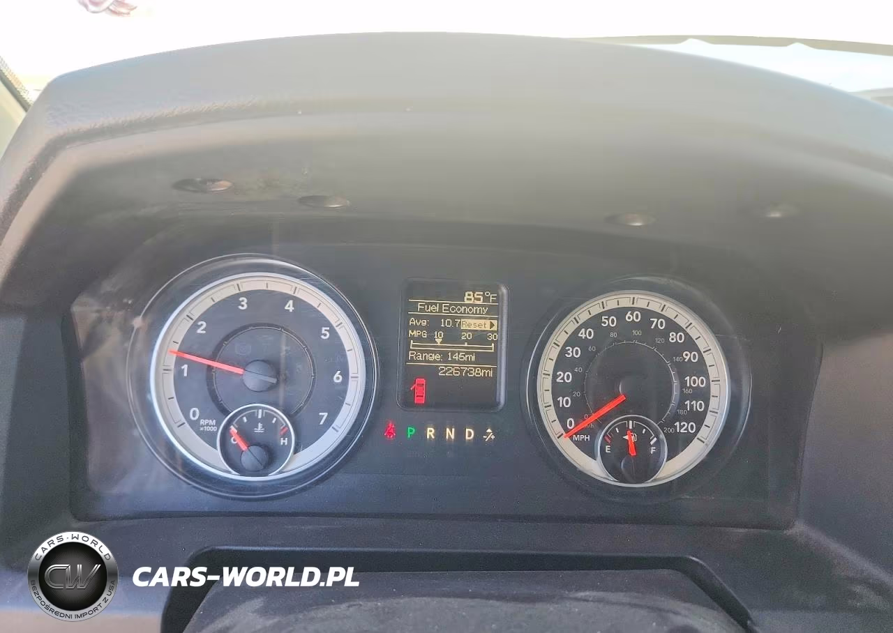 2015 Ram 3500 VIN:3C7WR9CJ6FG679272 - 9