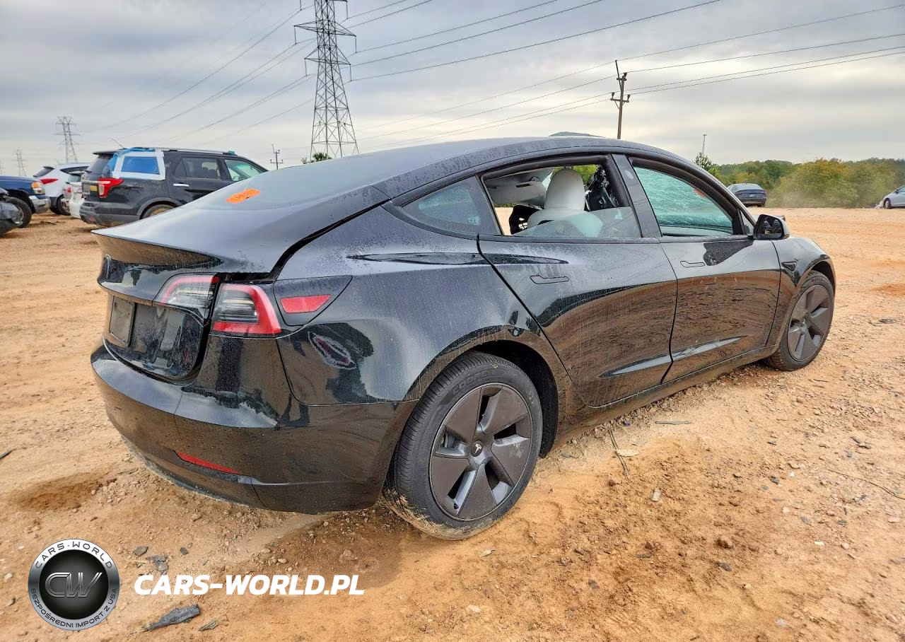 2023 Tesla Model 3 VIN:5YJ3E1EA8PF704304 - 3