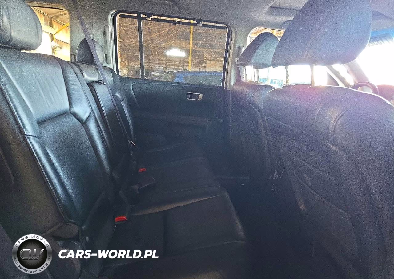 2011 Honda Pilot Touring VIN:5FNYF4H95BB078189 - 11