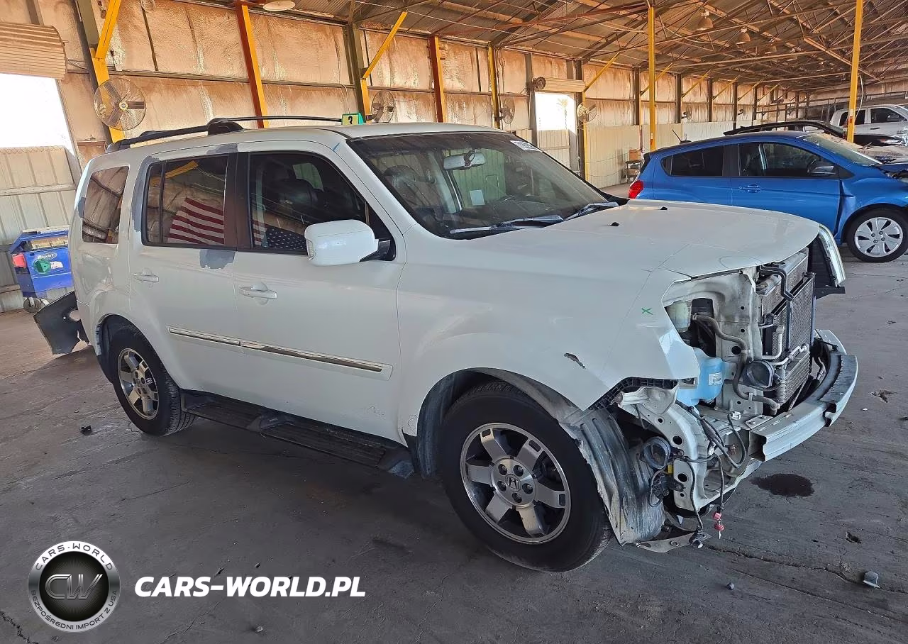 2011 Honda Pilot Touring VIN:5FNYF4H95BB078189 - 4