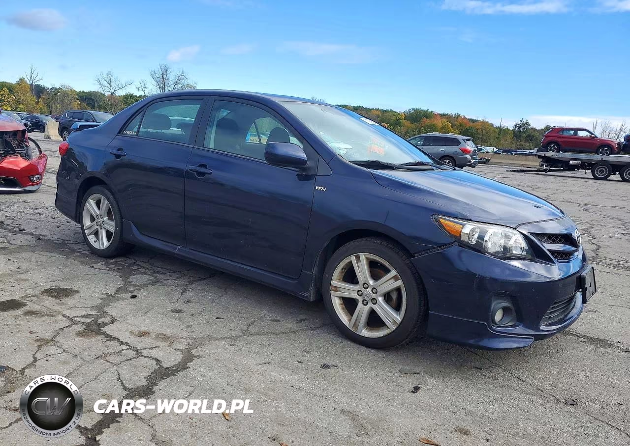 2013 Toyota Corolla S VIN:2T1BU4EE0DC070635 - 4