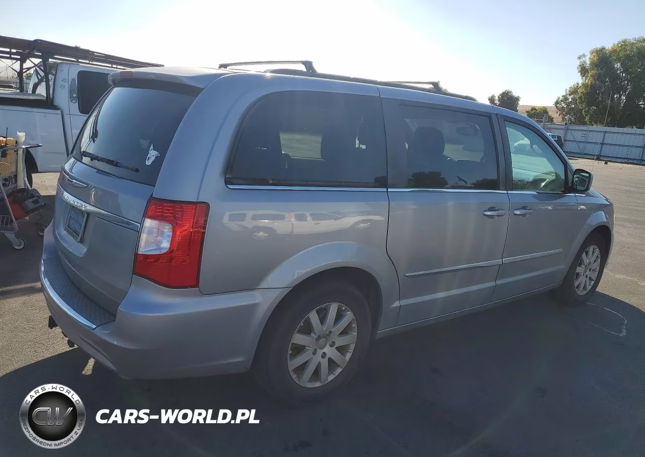 2014 Chrysler Town & Country Touring VIN:2C4RC1BG1ER203572 - 3